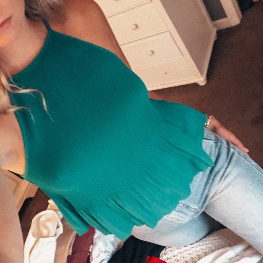 Teel halter blouse